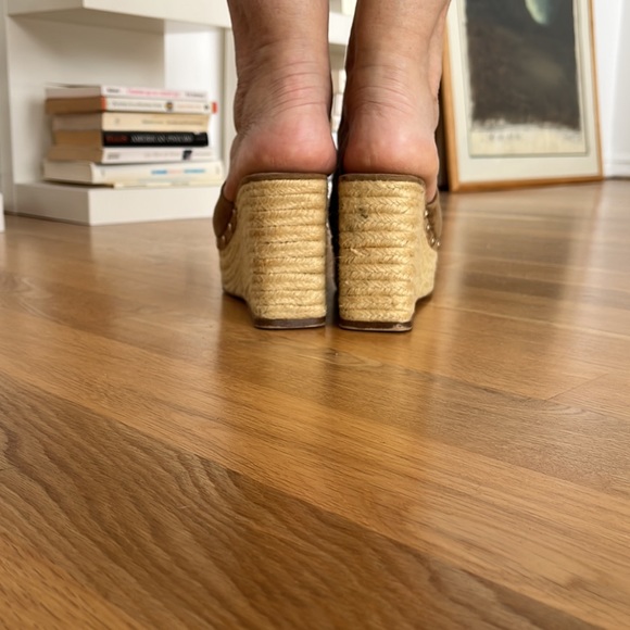 A pair of Zara shoes, camel color. - Picture 2 of 7